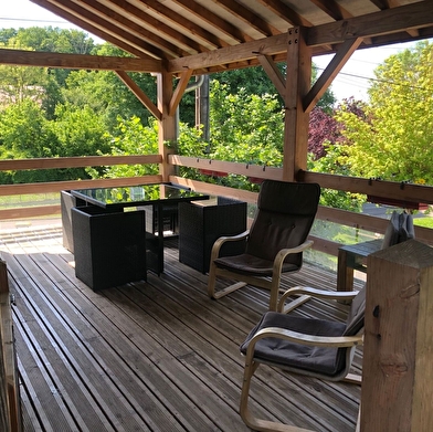 À l'Entre Deux Ponts