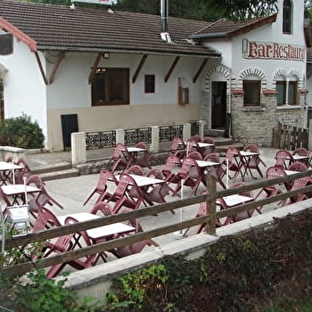 Restaurant - Auberge de Poudrey - ÉTALANS