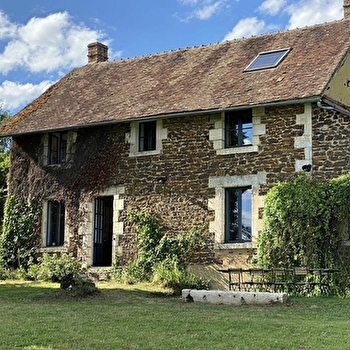 Bourg sans paille - TREIGNY-PERREUSE-SAINTE-COLOMBE