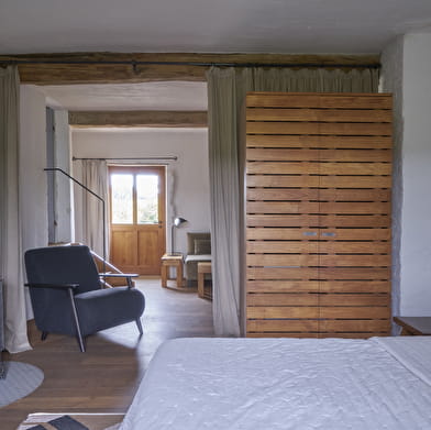 Colline du Colombier - La Tour