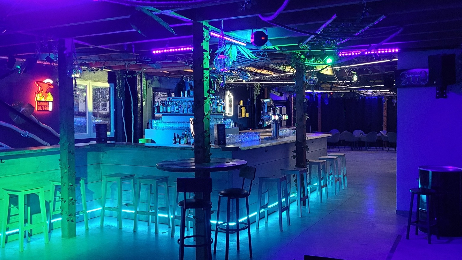 Le Stratagème & le W