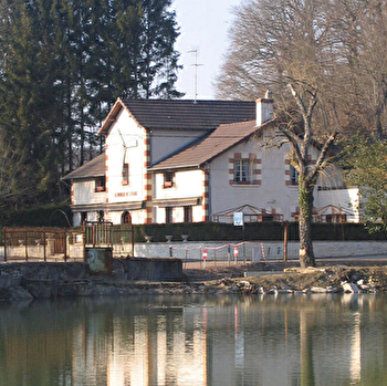 Restaurant Le Moulin de l'Etang - SAUVIGNY-LES-BOIS