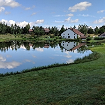 Les rouillons - l'ancienne ferme - SERVANCE-MIELLIN