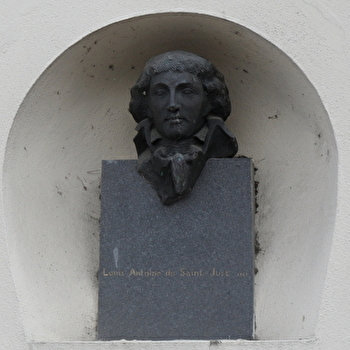 Louis Antoine de Saint-Just - DECIZE