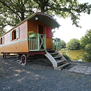 La Roulotte de Serre - BOURBON-LANCY