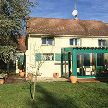 Les Feuilles Jaunes - CHANTENAY-SAINT-IMBERT