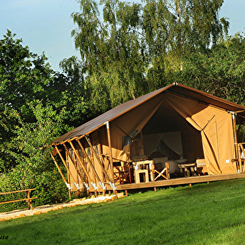 Tentes Safari de Luxe du domaine de Kimaro Farmhouse - COLMERY