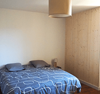 Au pied des vignes - VOITEUR