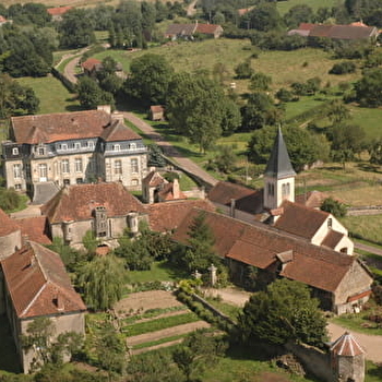 Château de Flée - Monument historique classé - FLEE  -  LE VAL-LARREY