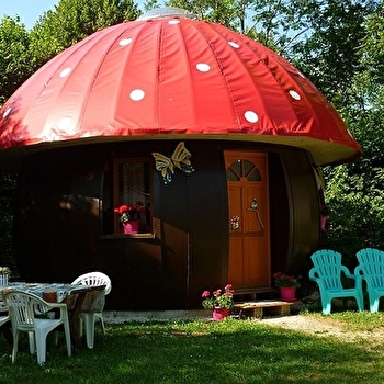 Maison champignon - DOUCIER