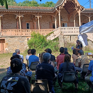 Visite d'1h15 du 'Petit château de Montaigre'