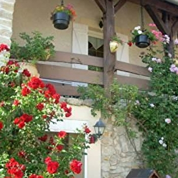 Gîte fol ginette - LA TOUR-DU-MEIX