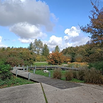 Le parc des Jonchets - GRAND-CHARMONT