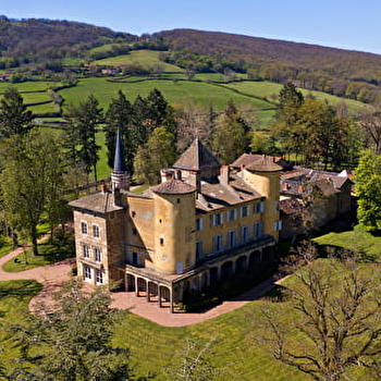La Route des Châteaux en Bourgogne du sud - SAINT-POINT