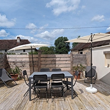 La Chouette Burgonde - VILLY-LE-MOUTIER