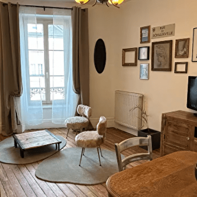 Chez la Vieille Dame