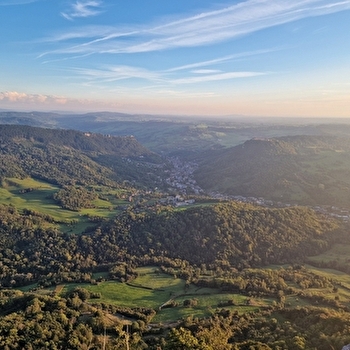 LE COEUR DU JURA EN TROIS SAVEURS : VIN, SEL ET COMTÉ - Poligny
