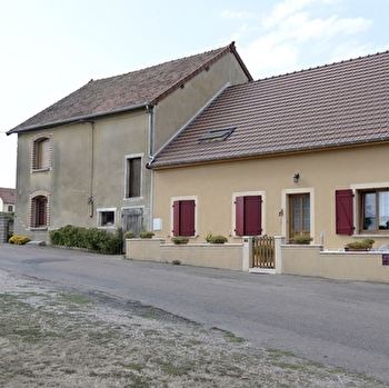 Gite D'Amont - CLOMOT