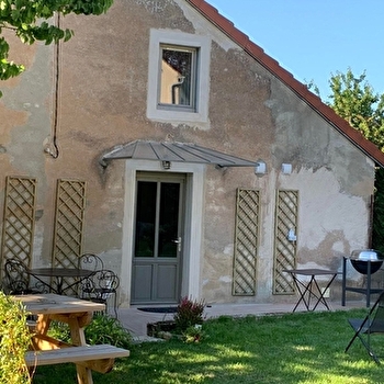 Le Clos Des Saintes Marie - SEMUR-EN-AUXOIS