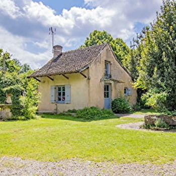 les Visiteurs - LA CHAPELLE-SAINT-SAUVEUR