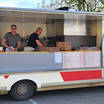 Camion pizzas 'Cyril' - DAMPIERRE-SUR-SALON