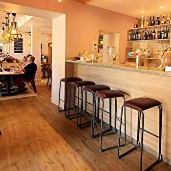 Hôtel de la Poste - Chez Cécile - LA GRANDE-VERRIERE