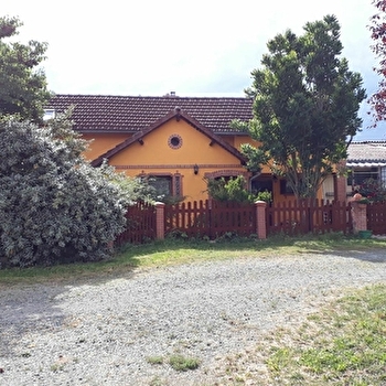 EURL DE CHEVAGNY, RENGGLI Monika - Maison Luc - BOURBON LANCY