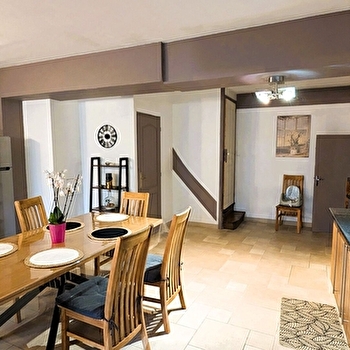 Chez Violette - SAINT-BRIS-LE-VINEUX