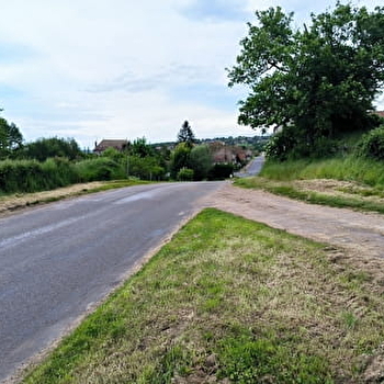 Ligne de démarcation - ancien poste de contrôle allemand - Poteau - CERSOT