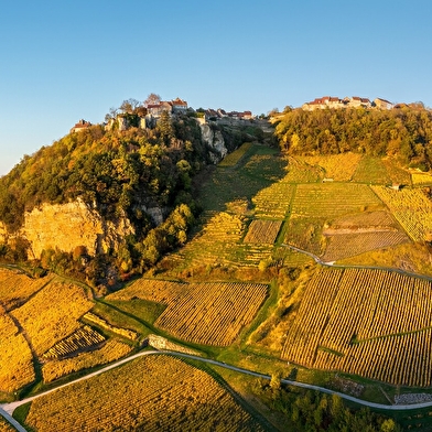 Tour du Jura Vélo Loisirs – Option : Domblans – Baume-les-Messieurs