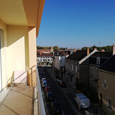 Joli F1 meublé au coeur de Paray