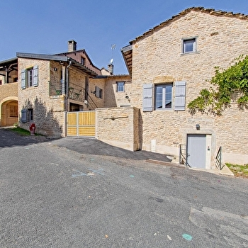 la Maison sur la Place - MAZILLE