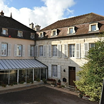 Hôtel des Cymaises - SEMUR-EN-AUXOIS