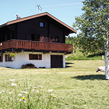 Chalet - chez Nano - Anne ARCHER - LAMOURA