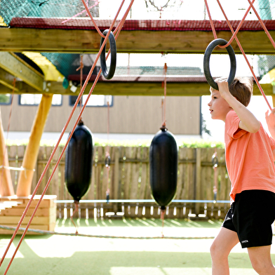 Parcours filet multi-niveaux chez Edenwall