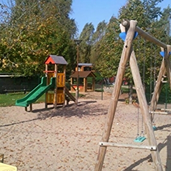 Aire de jeux pour enfants - CHATILLON-EN-BAZOIS