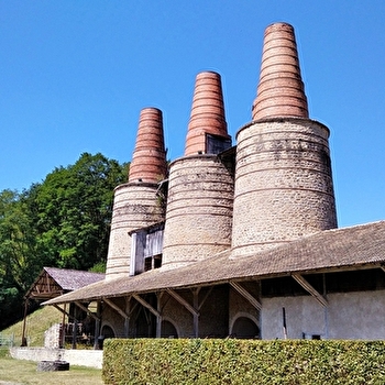 Fours à chaux - VENDENESSE-LES-CHAROLLES