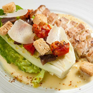 Le Restaurant et la terrasse du Tulip Inn