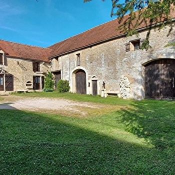 La Pierre Percée - AMPILLY-LES-BORDES