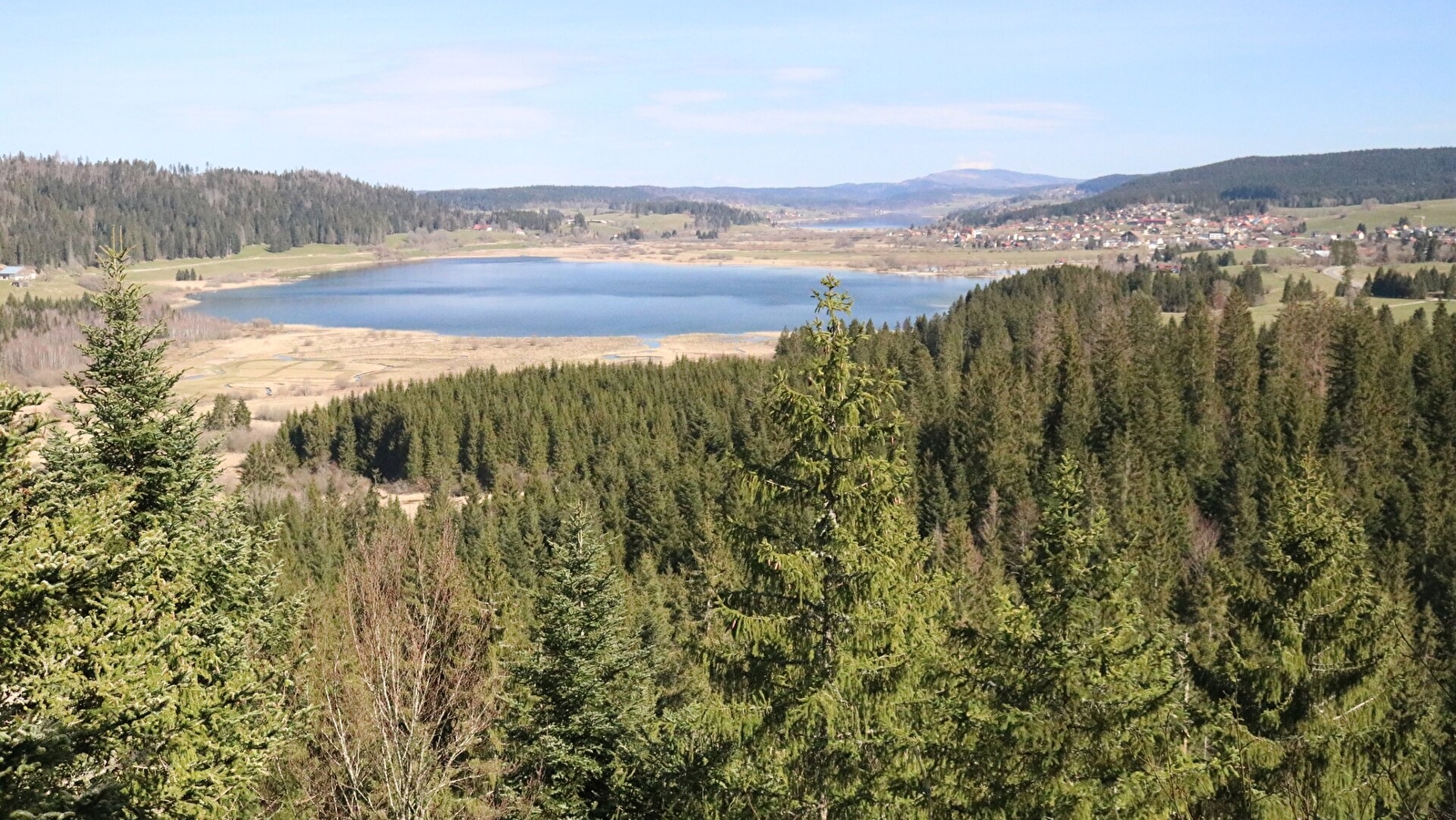 Belvédère des Deux Lacs depuis le Brey