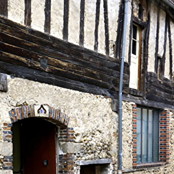La grange Lucassite - VILLENEUVE-SUR-YONNE