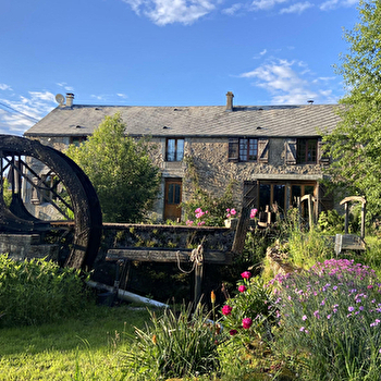 Le Moulin de Razou - BRASSY