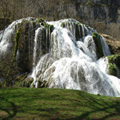 Cascade de Baume-les-Messieurs