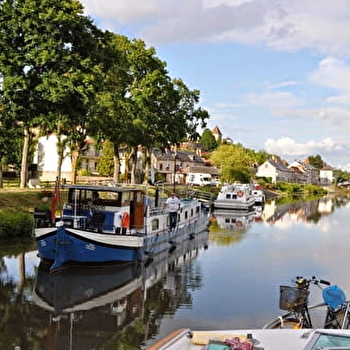 Port de Cercy-la-Tour - CERCY-LA-TOUR