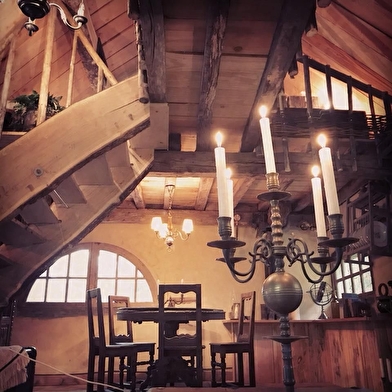 La Chaumière de Merwind le Magicien Bleu