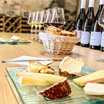 Dégustation commentée : Accords Fromage et vin à la Maison Shaps - MEURSAULT