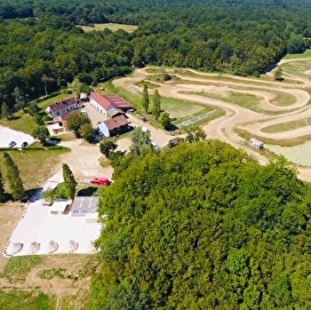 Le Circuit - MEZILLES