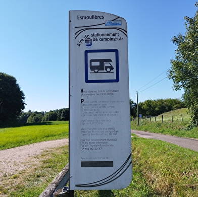 Aire de stationnement pour camping-cars