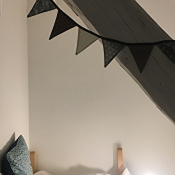 La maison verte sur le pont Pinard - SEMUR-EN-AUXOIS