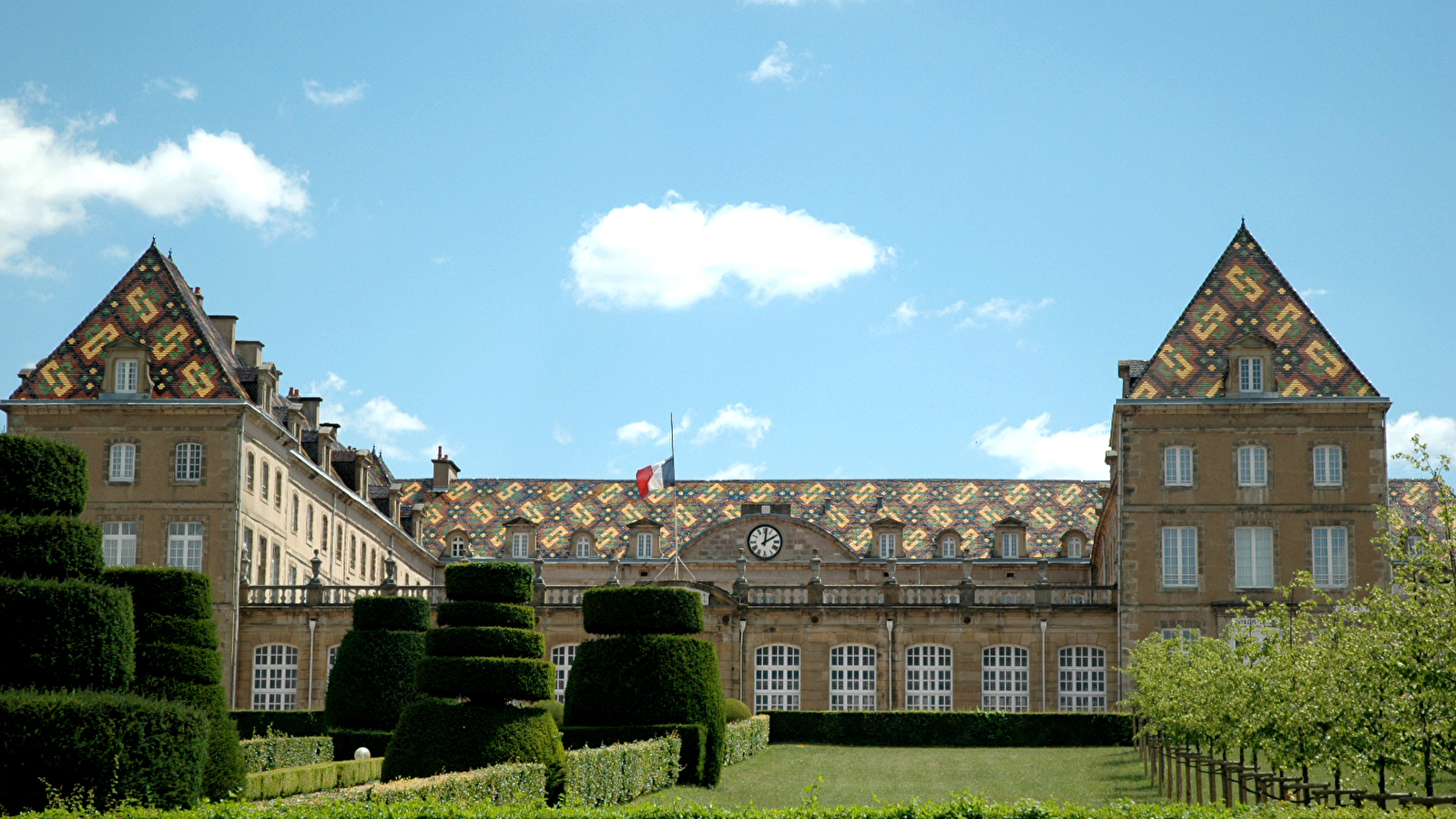 Visite guidée du lycée militaire d'Autun